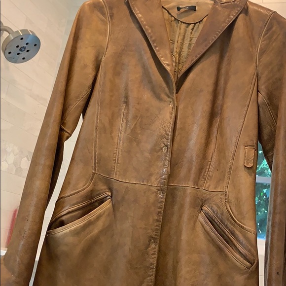 Leather coat - Picture 7 of 8